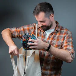 Lightweight & Practical
Easy to carry for game nights and travel