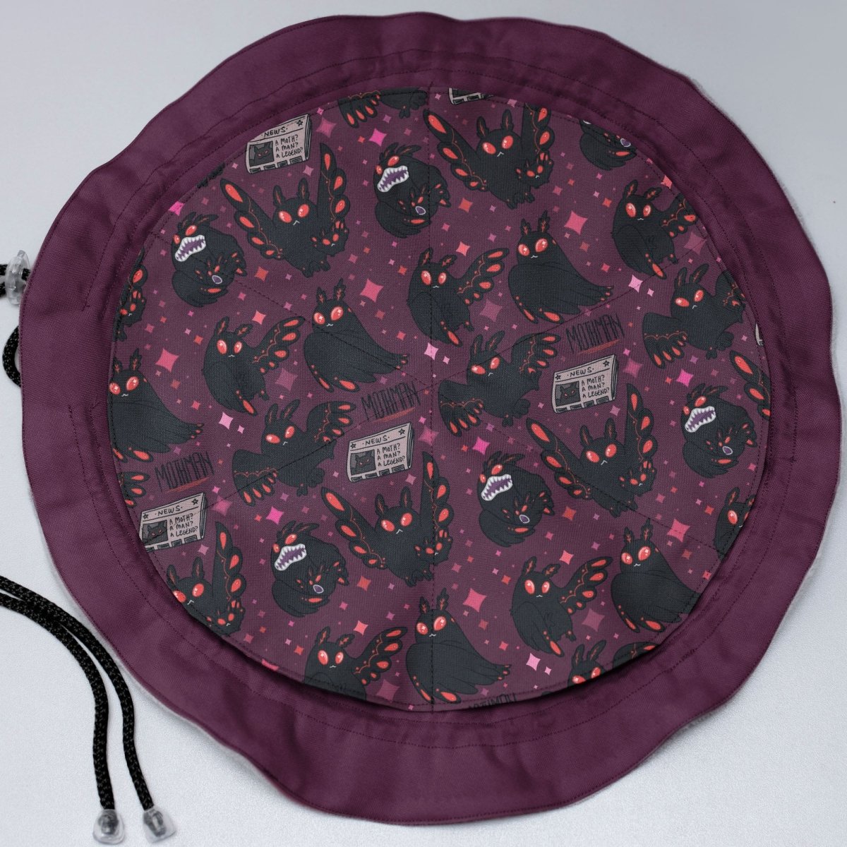 Mothman dice bag with compartments - Game Fancy
