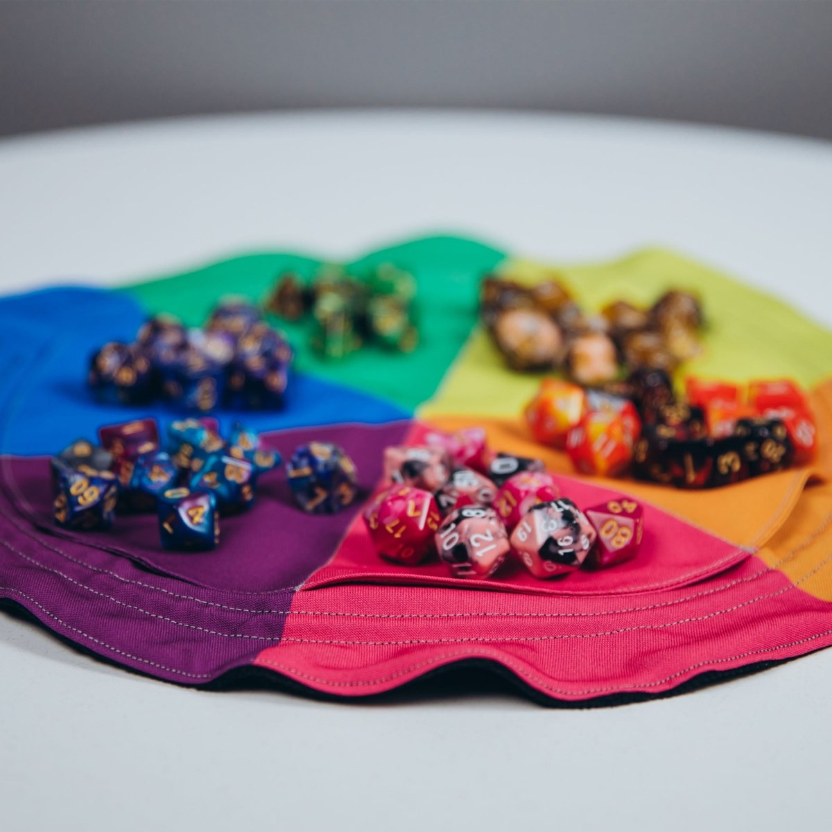 Rainbow dice bag with pockets - Game Fancy