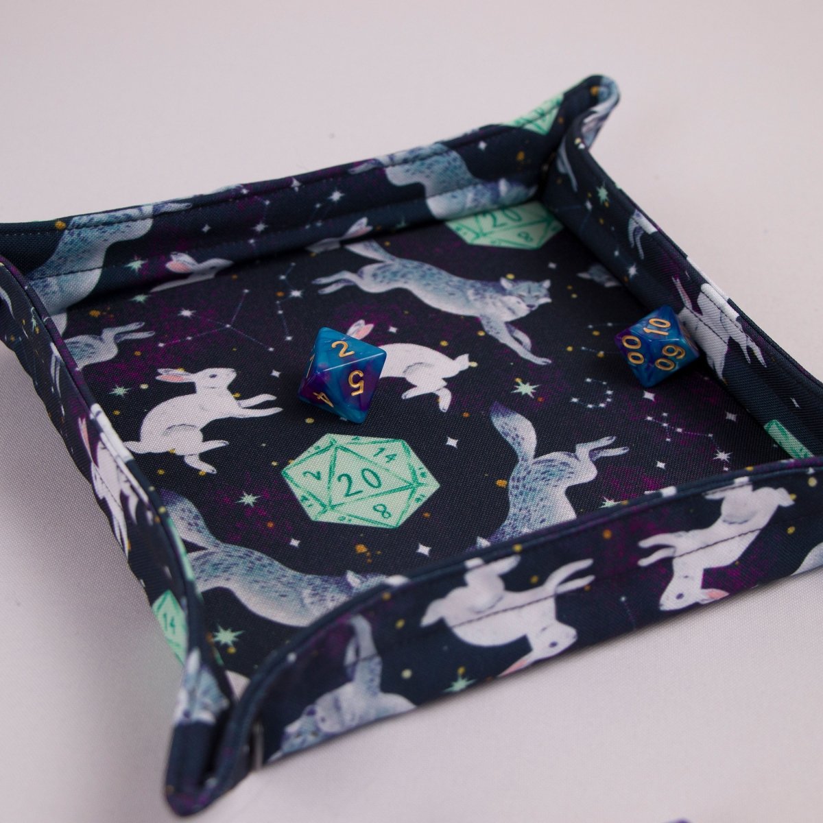 Wolf and rabbit dice bag and tray set - Game Fancy